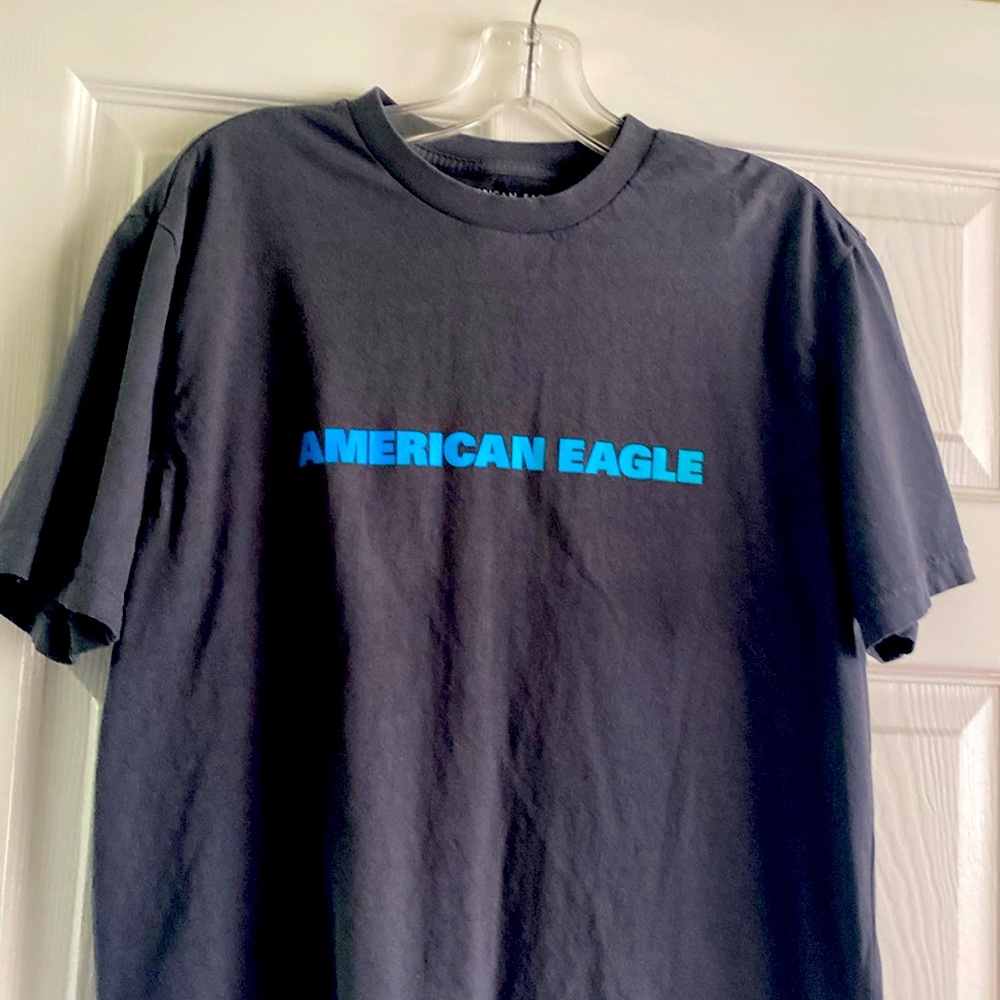 American Eagle outfitters gray t shirt with blue logo